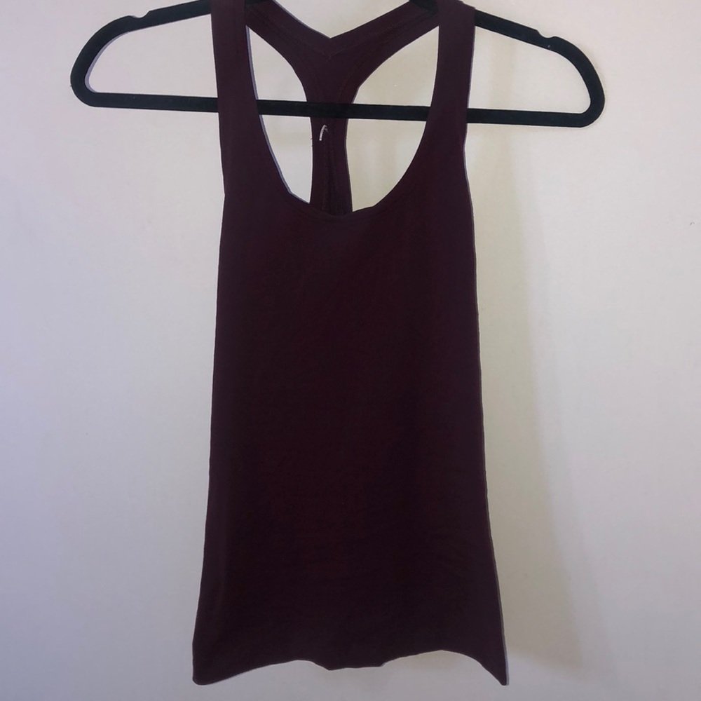 Lulu lemon tank.
